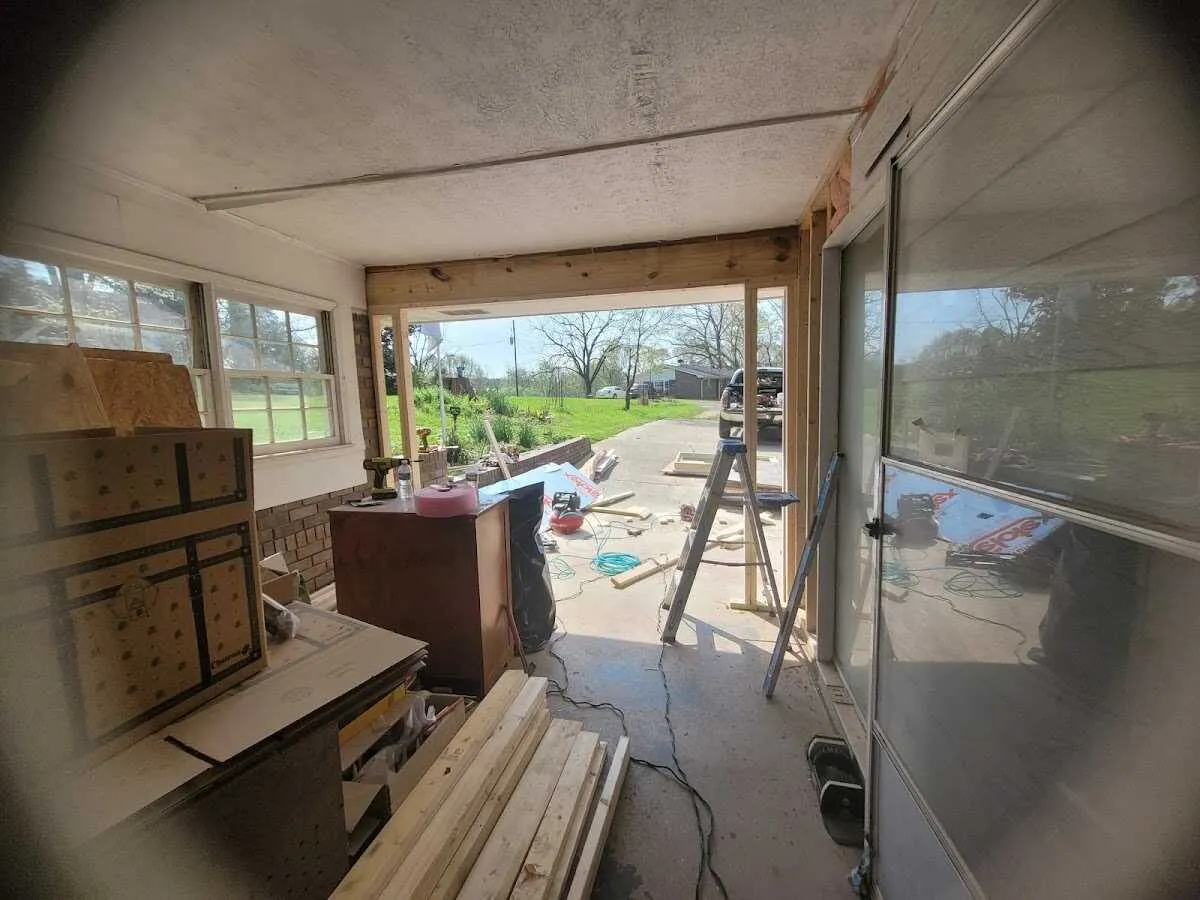 Air movers and dehumidifier for Water Mitigation Services in Burlingame